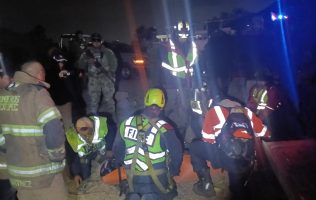 Rescatan a adulto mayor lesionado durante senderismo en Ecatepec