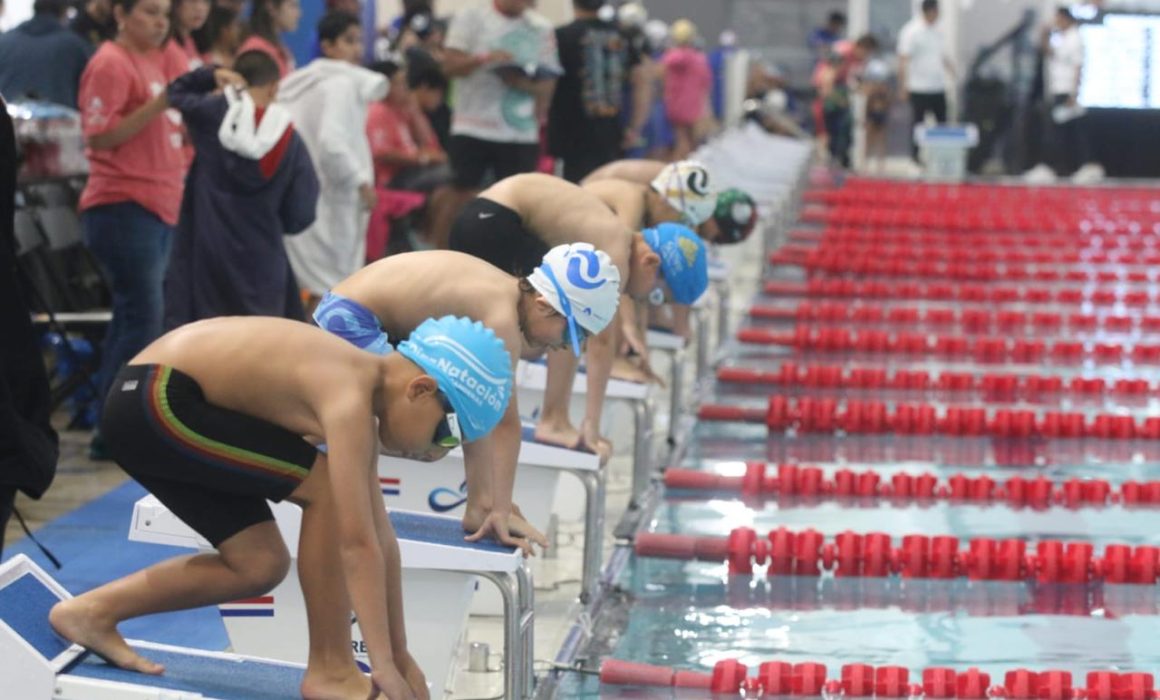 Rompen récords de campeonato en Torneo de Nuevos Valores de Natación