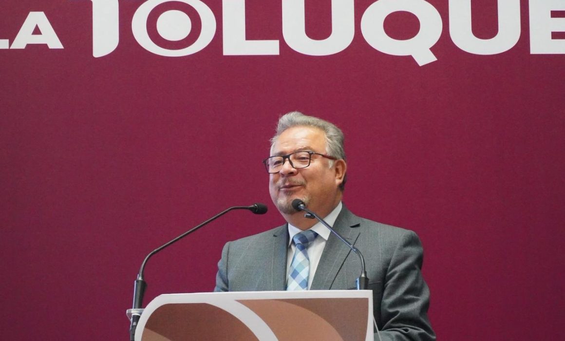 Se certifican 155 servidores públicos de Toluca en atención ciudadana