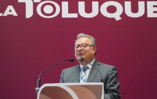 Se certifican 155 servidores públicos de Toluca en atención ciudadana