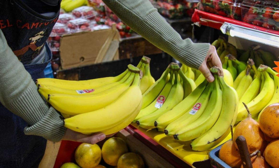 Se ponen carísimos el tomate, la papa y el plátano en el Edomex