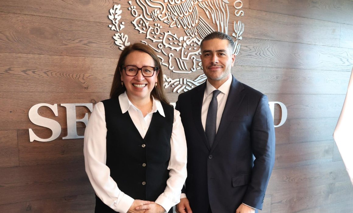Se reúnen Azucena Cisneros y Harfuch para blindar Ecatepec