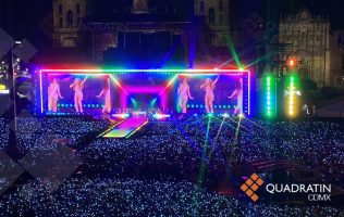 Llena Shakira el Zócalo con fuegos artificiales y show de luces