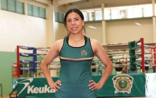 Sobresale Fátima Castillo como estudiante-atleta con disciplina