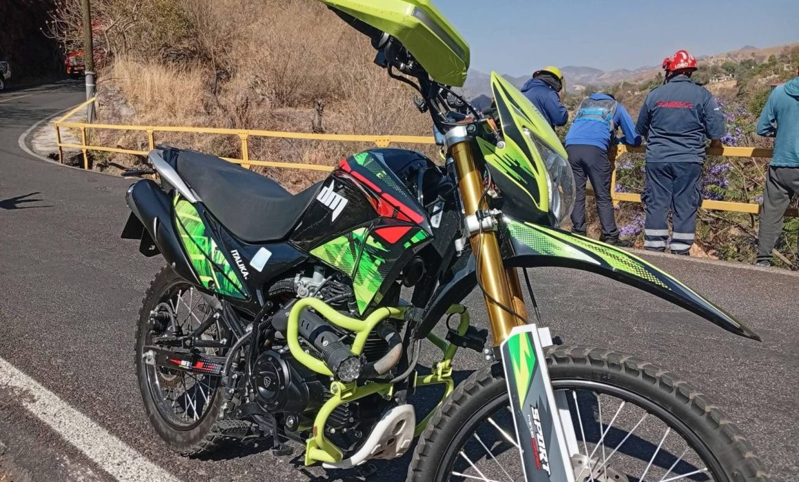 Suspenden circulación en carretera de Valle de Bravo por incidente