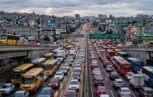 Toma nota: así opera Hoy No Circula en el Estado de México este martes