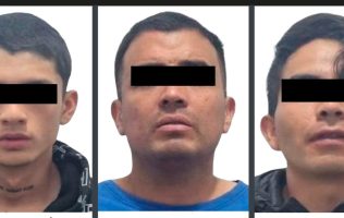 Vinculan a 3 por homicidio en Nezahualcóyotl: encuentran cuerpo en auto