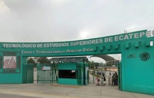 Abandonan bebé con placenta y cordón en contenedor escolar en Ecatepec