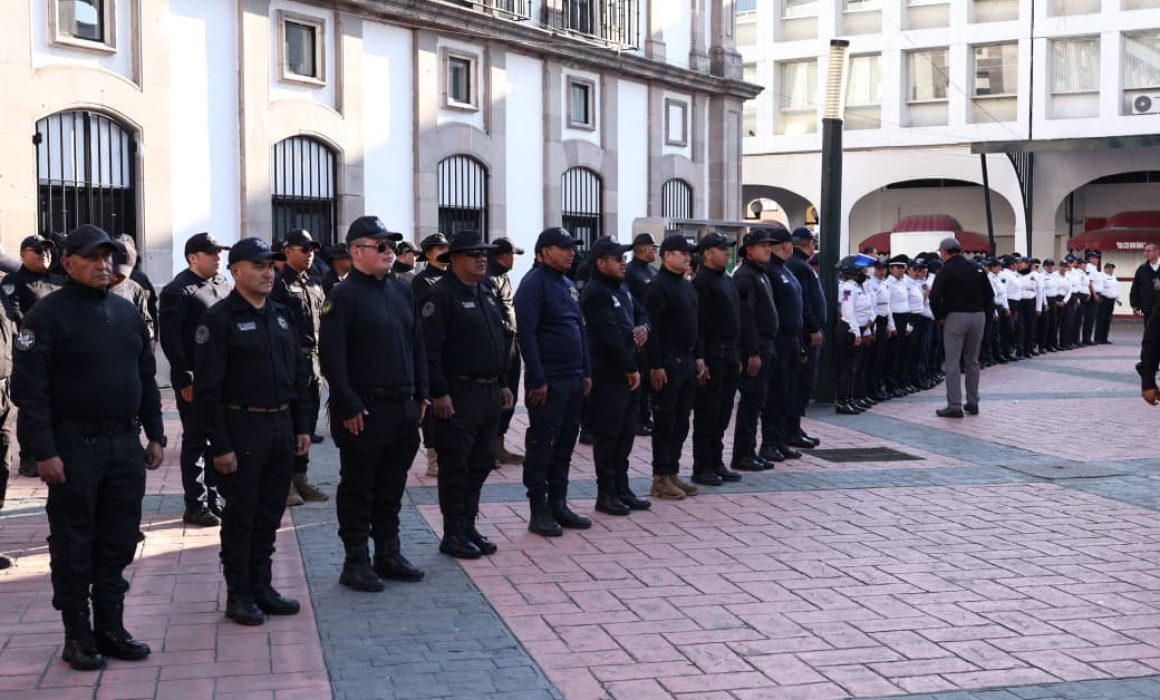 Advierten sanciones en Toluca por desperdiciar agua en Sábado de Gloria