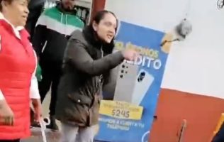 Agreden a mujeres policías durante operativo vial en Tianguistenco