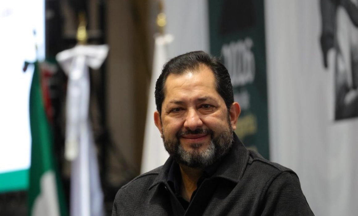 Amarra Paco Vázquez alianza