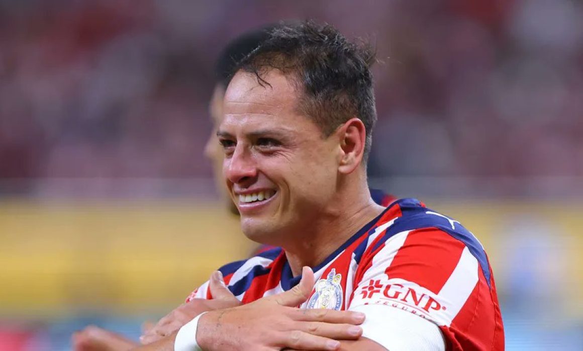 Anuncia 'Chicharito' su regreso a las canchas; Atlante una posibilidad