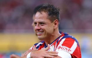 Anuncia 'Chicharito' su regreso a las canchas; Atlante una posibilidad