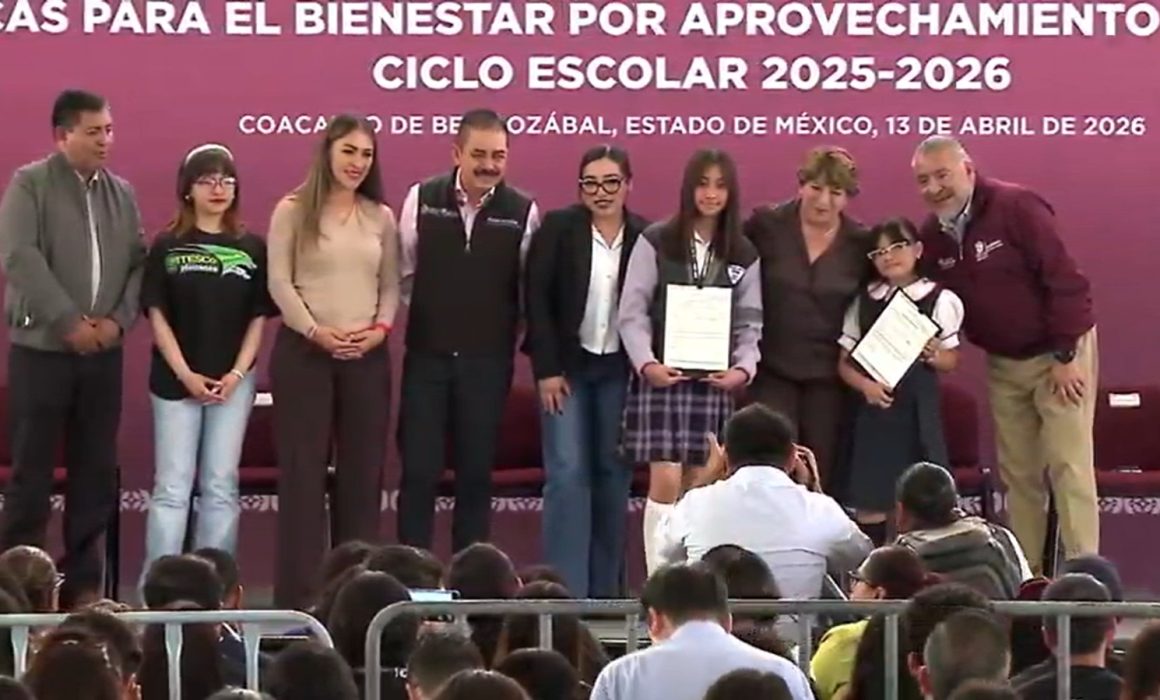 Benefician a 37 mil alumnos mexiquenses con becas por aprovechamiento