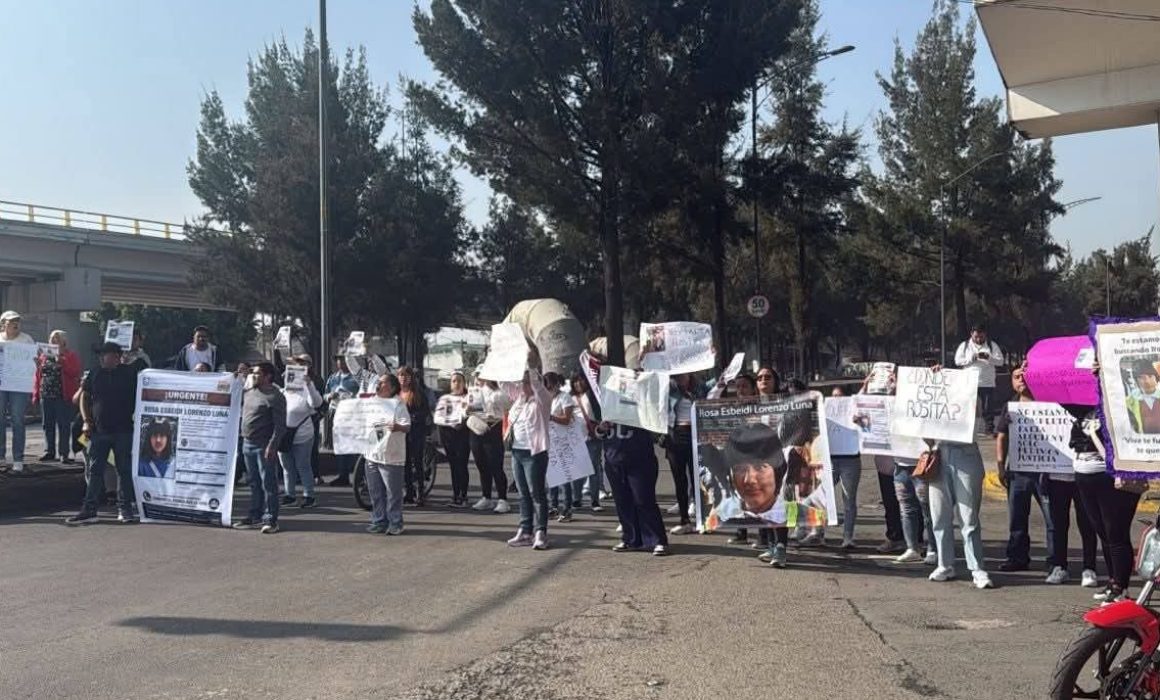 Bloquean Periférico Oriente por desaparición de menor en Nezahualcóyotl