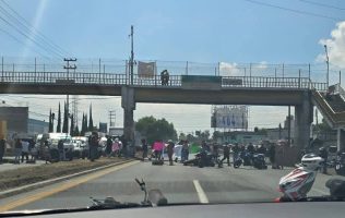 Bloquean Texcoco-Lechería en Ecatepec por desaparición de joven