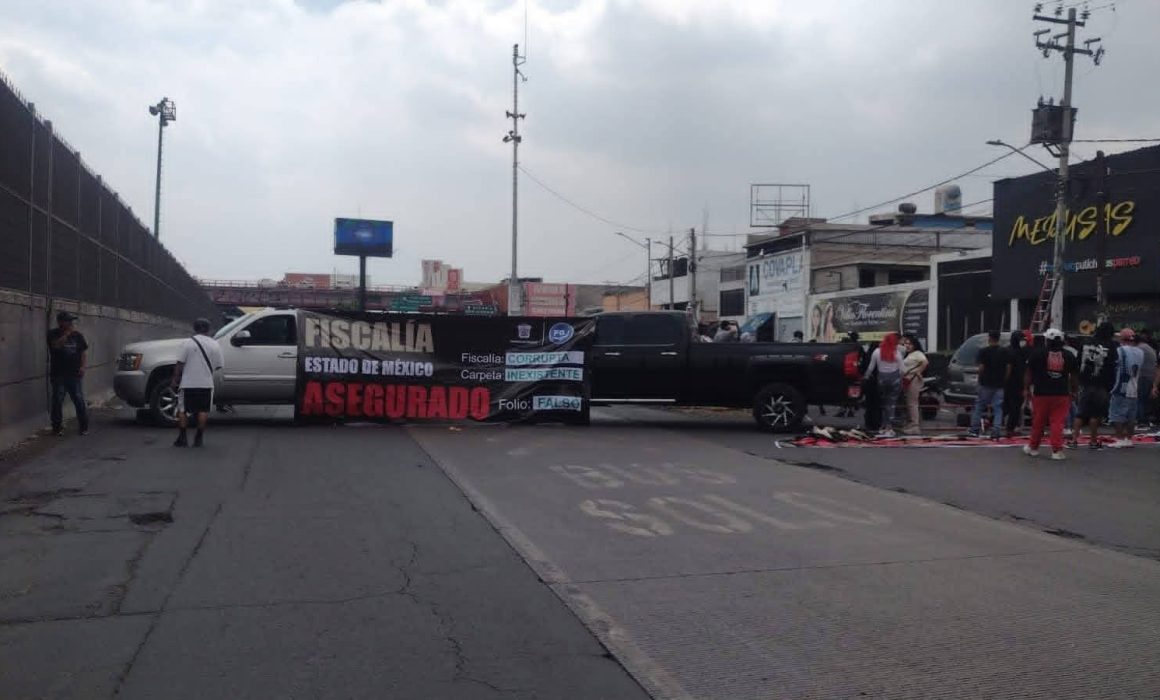 Bloqueo colapsa avenida Central en Ecatepec; afecta Mexibús Línea 1