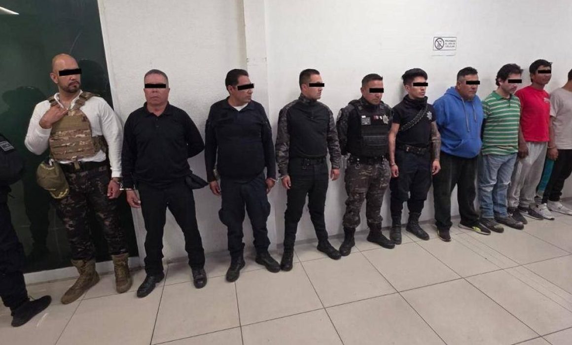 Caen 6 policías de Jilotzingo por robar camión; intentaron sobornar