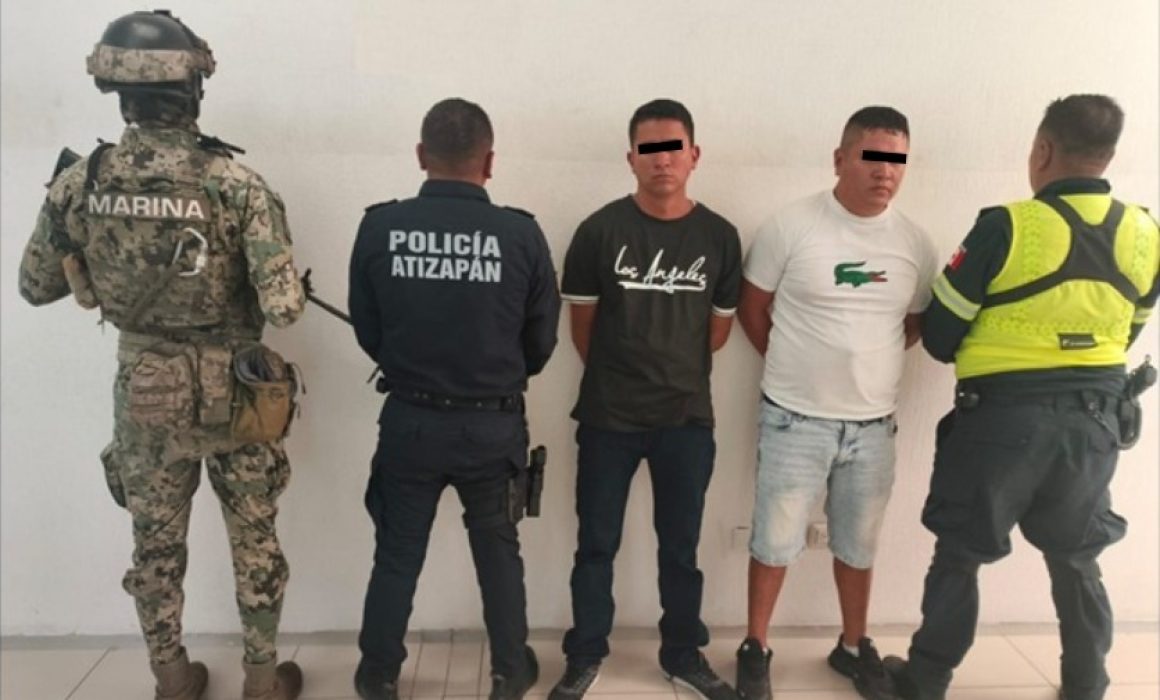Capturan a presuntos responsables de robo de vehículos en Atizapán