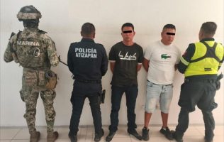 Capturan a presuntos responsables de robo de vehículos en Atizapán