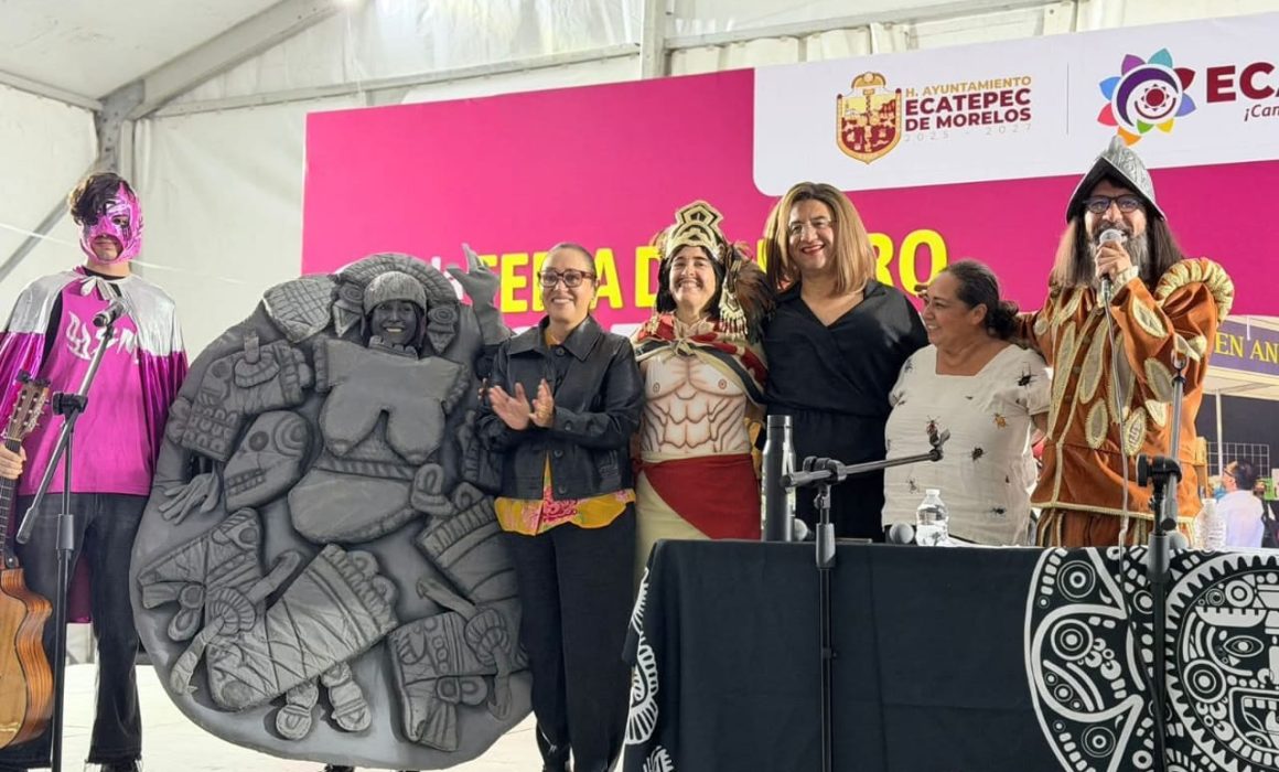 Clausura 'Feria del Libro de Ecatepec' con miles de asistentes