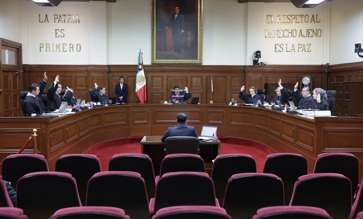 Corte avala a UIF bloquear cuentas bancarias
