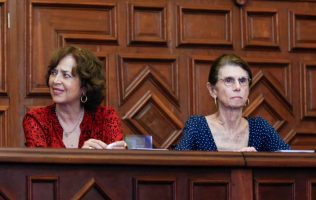 Crisis en ciencias básicas, alertan expertas en conferencia de la BUAP