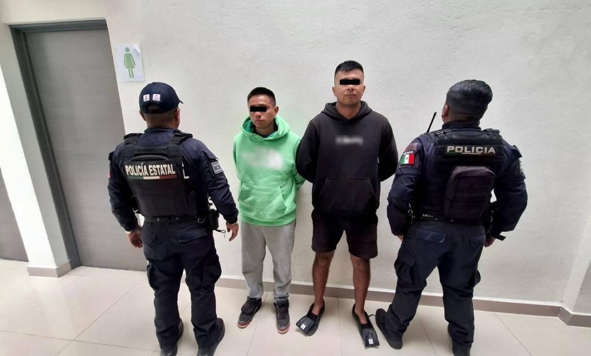 Detienen a 2 por extorsión en Ayapango