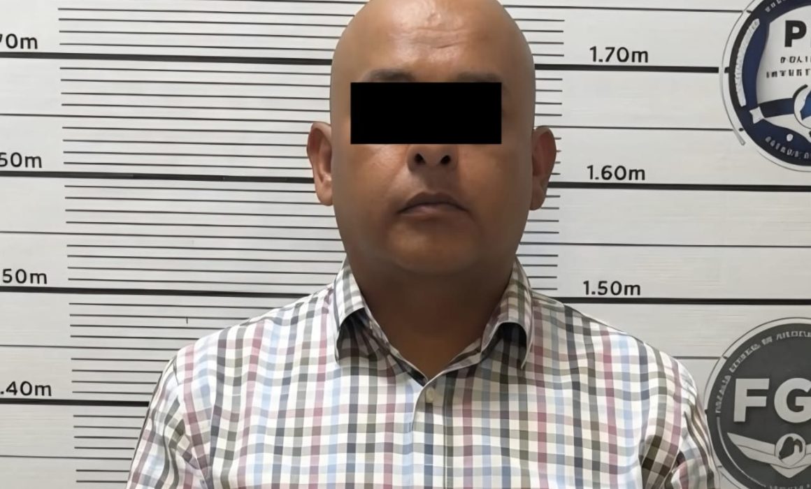 Detienen a policía de Ecatepec por secuestro de dos personas ...
