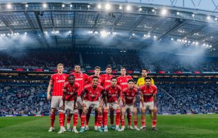 Empatan a un gol FC Porto y el Nottingham Forest gracias a un autogolazo