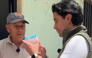 Entrega Luis Miranda apoyos a adultos mayores en Toluca