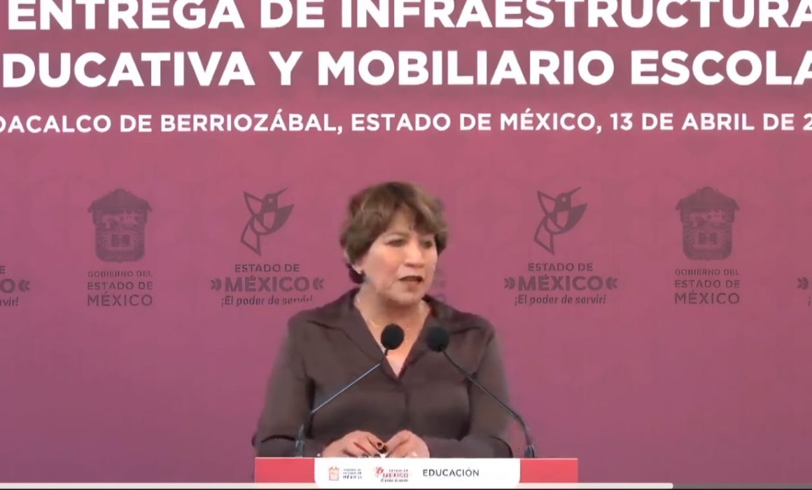 Entregan apoyos educativos en Coacalco por casi 23 mdp
