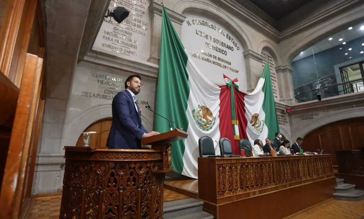 Exige Anuar Azar respeto a conciencia médica en Congreso del Edomex