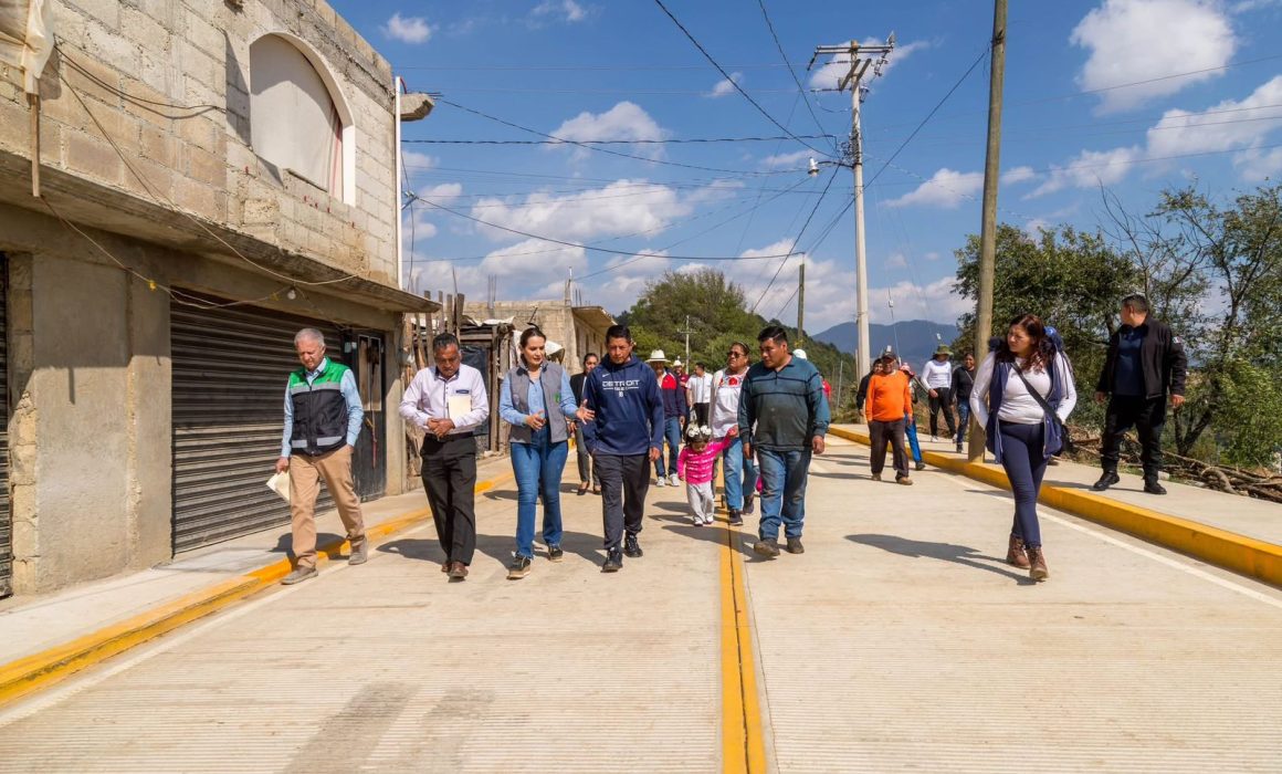 Finaliza pavimentación de la calle Manuel Gómez Morín en Tianguistenco