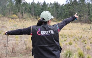 Fortalece Delfina Gómez búsqueda de personas mediante convenio forense