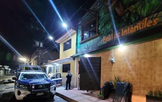 Frustran policías de Ecatepec robo a salón de fiestas
