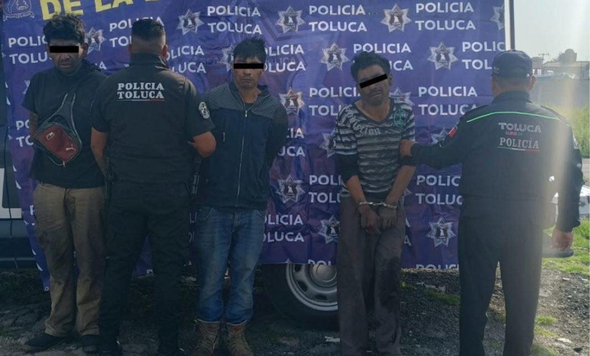 Impiden policías de Toluca fuga tras robo de 400 mil; hay 3 detenidos
