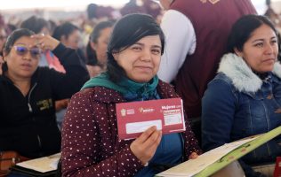 Impulsa Edomex apoyo a mujeres en Chimalhuacán con programa social