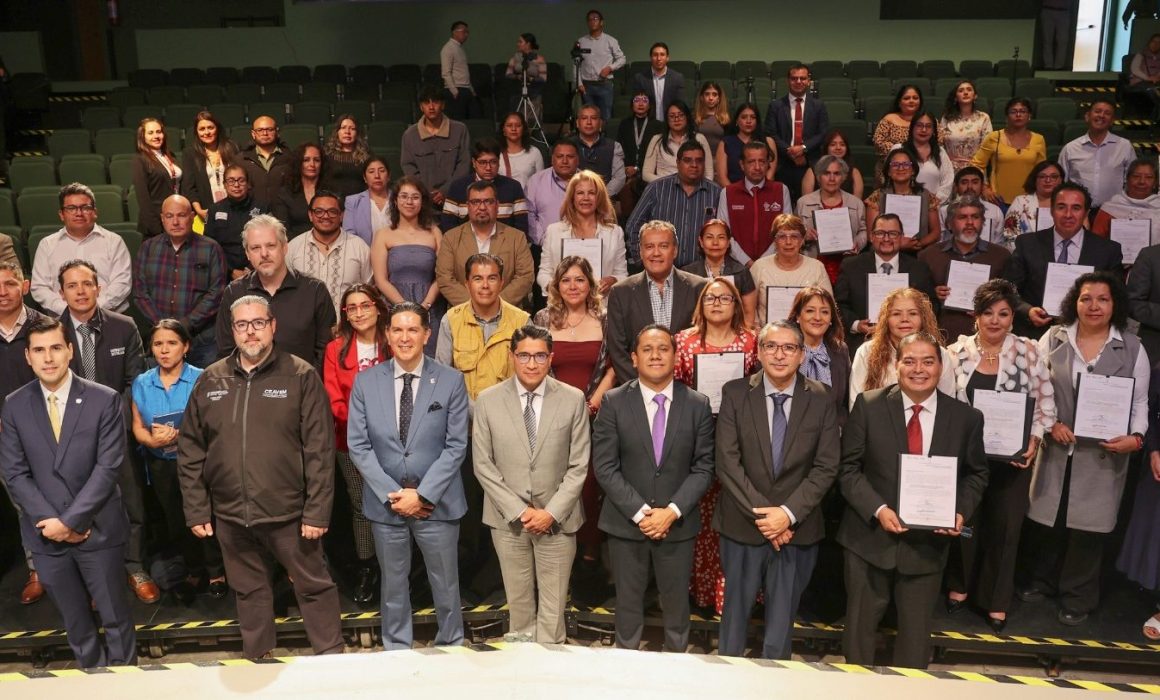 Instala Edomex Consejo para proteger a periodistas y activistas