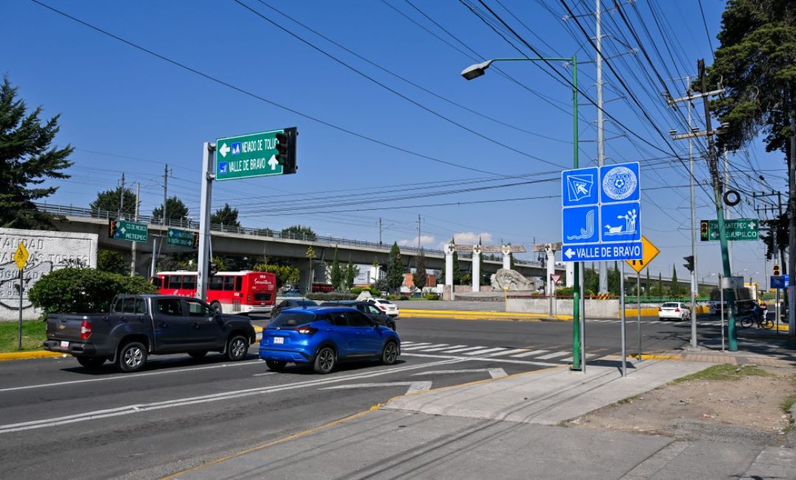Instala Edomex señalética turística rumbo al Mundial en vialidades