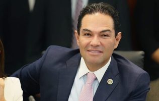 Logra Enrique Vargas segundo lugar nacional con 49.4% en desempeño