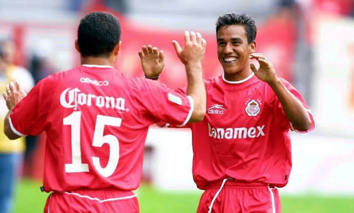 Lucha Enrique Alfaro contra el cáncer; histórico del Toluca pide ayuda