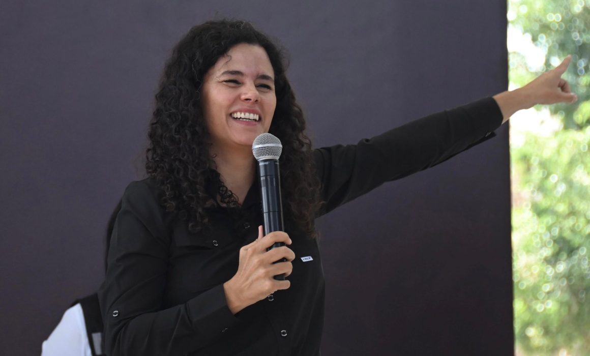 Me siento honrada, dice Luisa Alcalde de asumir la Consejería Jurídica