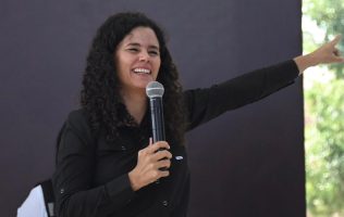 Me siento honrada, dice Luisa Alcalde de asumir la Consejería Jurídica