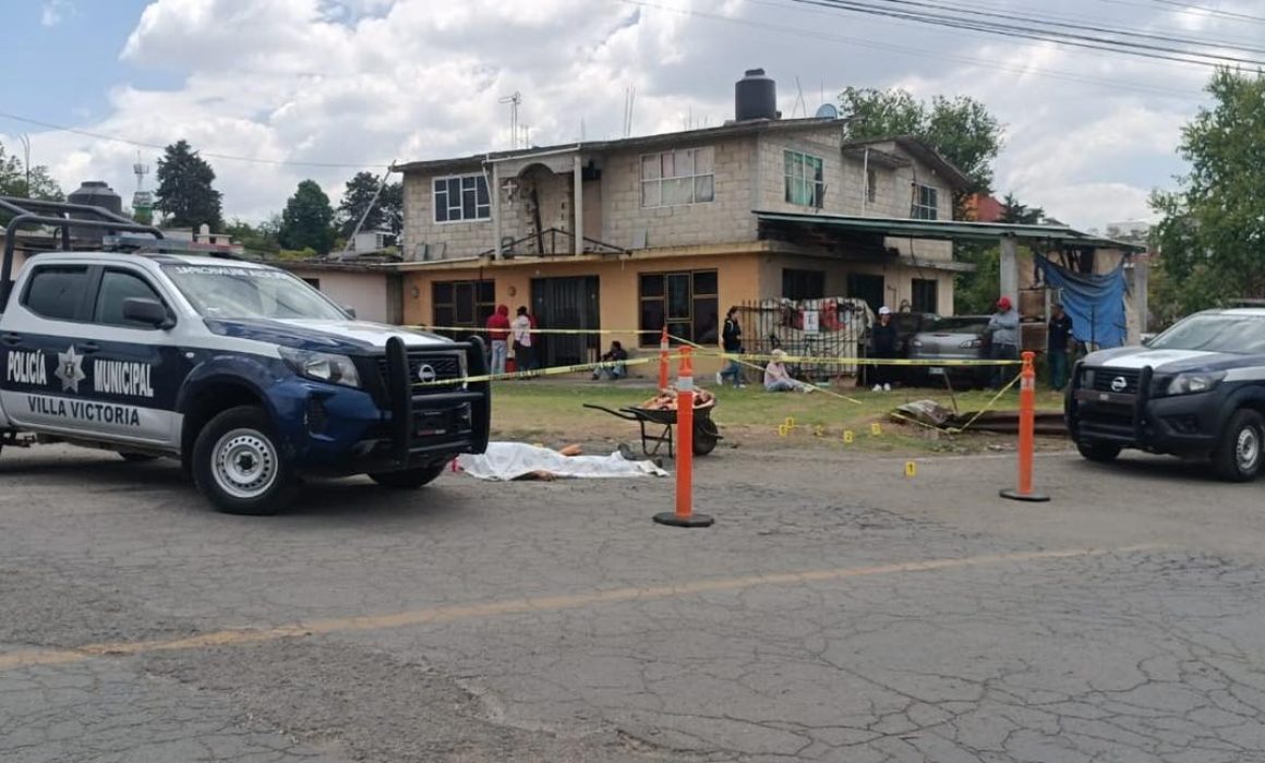 Muere policía tras brutal balacera en Villa Victoria; caen 2 sicarios