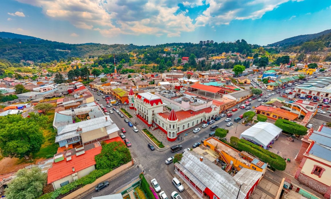 Orienta Edomex a municipios para actualizar desarrollo urbano local