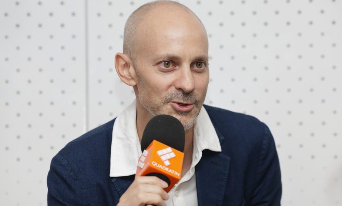 Presenta Benjamín de Menil la cinta Agridulce en el FICG