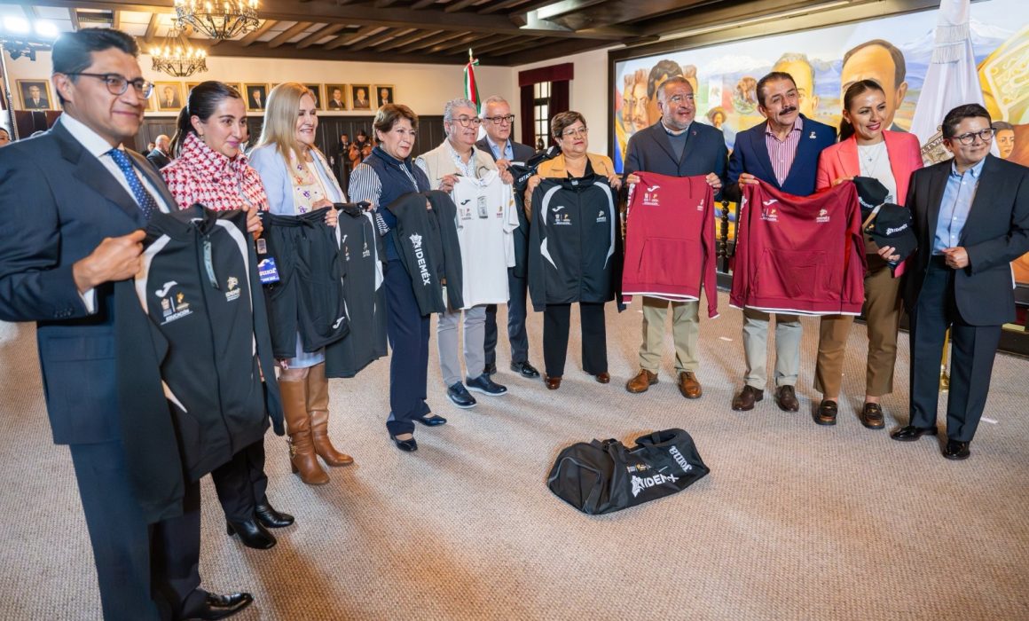 Presenta Delfina Gómez indumentaria para la Olimpiada Nacional 2026