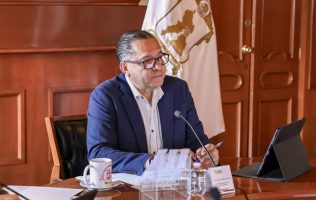 Prioriza Ricardo Moreno ayudas sociales sobre obra en Toluca