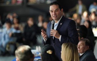 Propone Enrique Vargas fomentar cultura de legalidad a través del cine